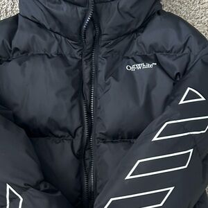 Off-White Black Hooded Kids Puffer Jacket with Sleeve Graphics